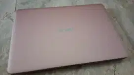 Laptop Asus X441U seperti baru