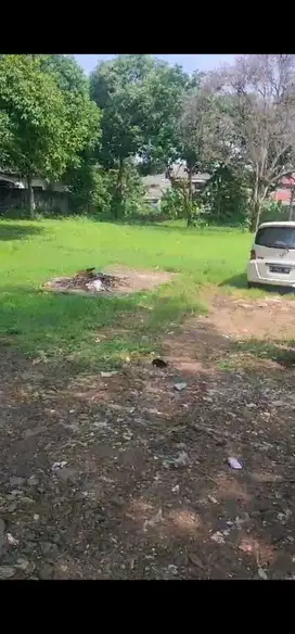 Di sewakan tanah di jln raya Lenteng agung Jagakarsa Jakarta Selatan