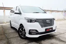 2020 HYUNDAI H1 2.4 ROYALE AT BENSIN