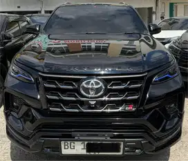 Fortuner GR 2.8 AT 2022