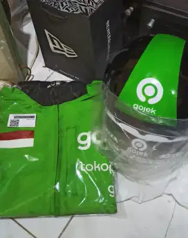 Jaket & Helm GO-JEK grab