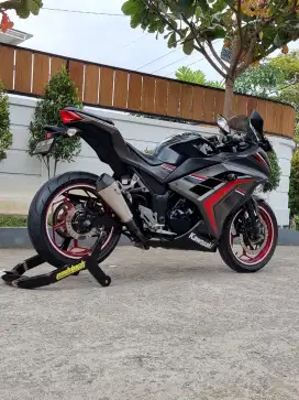 Kawasaki Ninja 250 ABS FI thn 2016 pmk 2017 Odo 22rb Koko Motor