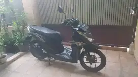 Beat Street Hitam 2022
