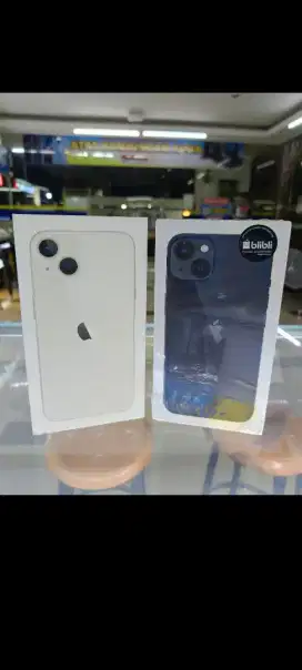 Apple iPhone 13 starlight putih midnight blck garansi resmi BNIB 128gb