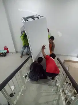 jasa tenaga orang angkat barang berat dari lantai 1 ke lantai 2