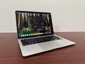 Dijual Macbook Air 2020 M1 13” - Super tipis dan kencang!