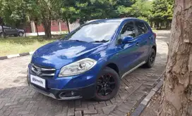 DP MURAH Suzuki SX4 1.5 S-Cross Bensin-MT 2016 BIRU w SF