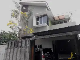 Rumah Nyaman di Manahan Solo – 2 Kamar, Lokasi Premium, Harga Murah