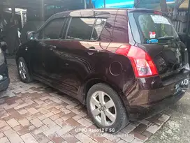 Suzuki Swift 2010 Bensin