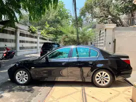 BMW 520i 2005 Bensin