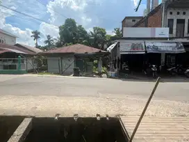 Tanah di pusat kota