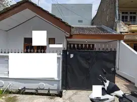 Rumah Seken 1 Lt 15 Menit ke RS Mandaya Royal Puri Hadap Timur J-25702