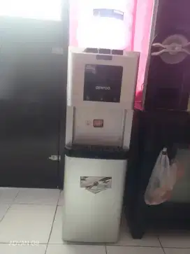 Di jual dispenser denpoo hot and cool mulus