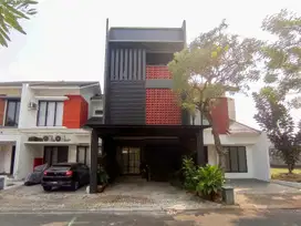 Rumah Cantik 15 Menit ke Terminal Bus Ciledug LB 200 Siap Huni J-24639