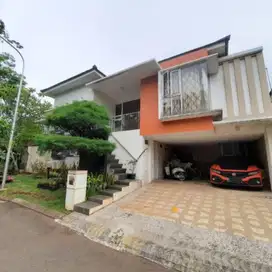 Rumah 2 Lt Luas 7 Menit ke Terminal Bus Ciledug Hadap Utara J-33921