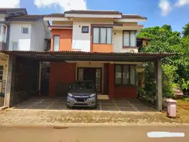 Rumah Carport Luas Dekat Gerbang Tol Serpong 2 Bebas Banjir J-21073