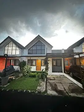 Rumah Terawat 10 Menit ke Stasiun Rawa Buntu LT 91 Hadap Timur J-24417