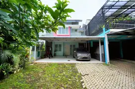 Rumah Luas 2 Carport 7 Menit ke Terminal Shuttle BSD Siap Huni J-18478