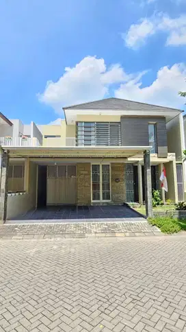 Dijual Rumah 2 Lantai Citraland The Greenlake Tahap 1 Surabaya Barat