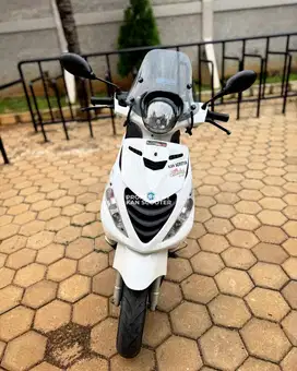 PIAGGIO ZIP 4T ITALY 2010