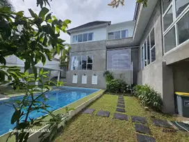 Villa modern 4 bedroom for Sale, Jimbaran area