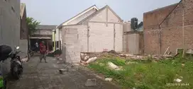Dijual Rumah di Wage aloha