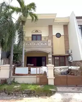 Rumah Pakuwon City Taman Mutiara Semi Furnish Modern Classic
