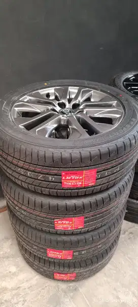 Velg Original Zenix R18 + ban baru semua