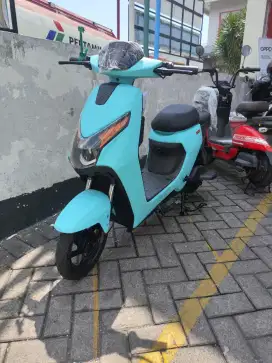 SEPEDA LISTRIK TERLARIS HANYA 3 JUTAAN BISA NEGO SAMPAI DEAL