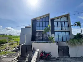 Villa 2 unit plus tanah pencetak cuan Munggu  mengwi Bali
