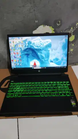 Laptop Hp pavilion gaming 15 ryzen 5..