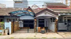 Rumah LT 90 Minimalis 15 Menit ke RS Premier Bintaro Siap Huni J-11746