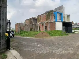 Kost Strategis Dekat Kampus, Siap Huni tegelgondo