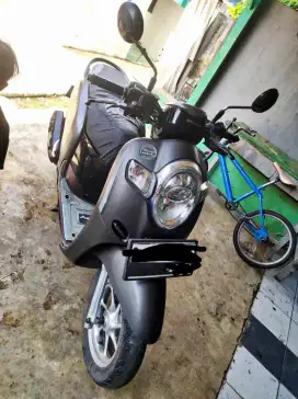 Jual motor  scoopy tahun 2019