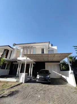 DIJUAL RUMAH BABATAN PANTAI GREENVILLE