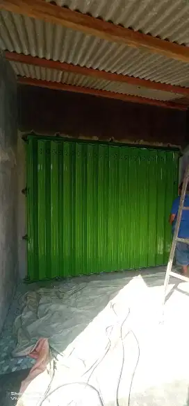 pintu harmonika