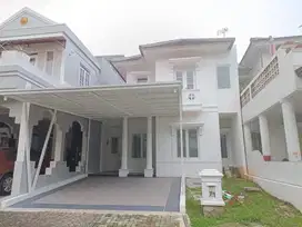 rumah besar dekat pusat kuliner kota wisata cibubur , tol kota wisata