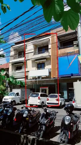 Ruko 3 lantai dekat Mall Level 21 dijual, Denpasar Selatan area