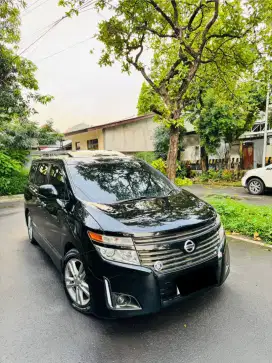 Nissan Elgrand HWS tgn 1 Double Sunroof Mewah Tipe Tertinggi