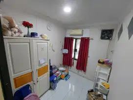 Dijual rumah Taman Palem Lestari Jakbar