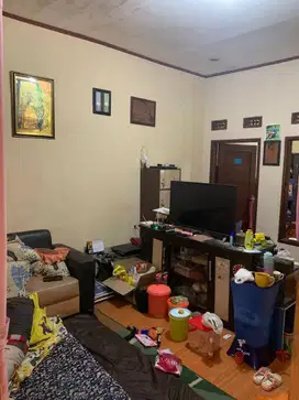 Dijual Rumah 1 lantai Siap Huni di sayap Supratman