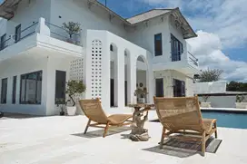 BEACHFRONT VILLA WITH SPECTACULAR SUNSET SPOT IN BENOA-NUSA DUA BALI