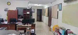 Dijual Kantor dan Gudang SHM Strategis di Jalan Kenjeran Surabaya