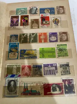 Perangko lawas dari negara2 Eropa bagus n jarang ada