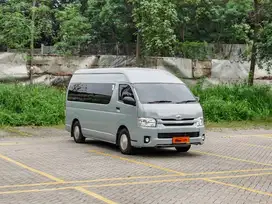 Hiace commuter MT 2021