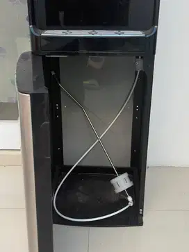 Dispenser Sanken Galon Bawah