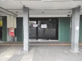 DISEWAKAN TEMPAT USAHA LETAK SANGAT STRATEGIS JL.GAJAH MADA KOTA