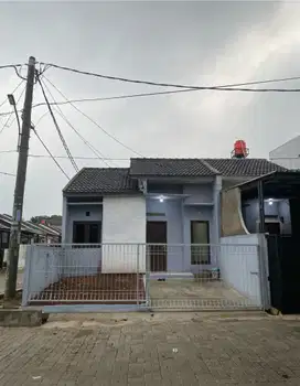 Rumah SHM 15 Mnt ke Gerbang Tol BSD Barat 1 Hadap Utara J-34749
