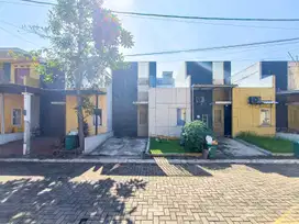 Rumah SHM Cantik dekat Mall Ciputra Tangerang Dibantu KPR J-31038