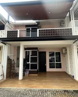 Dijual Rumah 2 Lantai siap huni Di Cluster Megah Aryana Karawaci